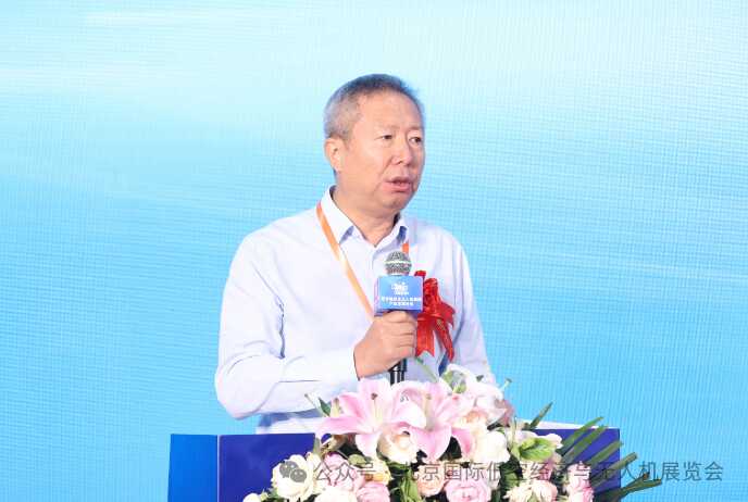 �������պ����ѧͨ���о��������λ��γ�ϯ�������ʵͿվ������˻�ϵͳ��ҵչ����